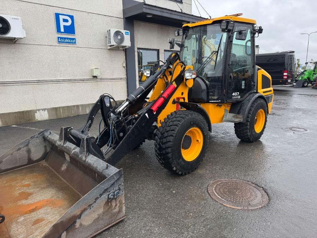 JCB 407 SV RUNSAASTI LISÄVARUSTEITA - اللودر بعجل: صور 3 JCB 407 SV RUNSAASTI LISÄVARUSTEITA - اللودر بعجل: صور 3