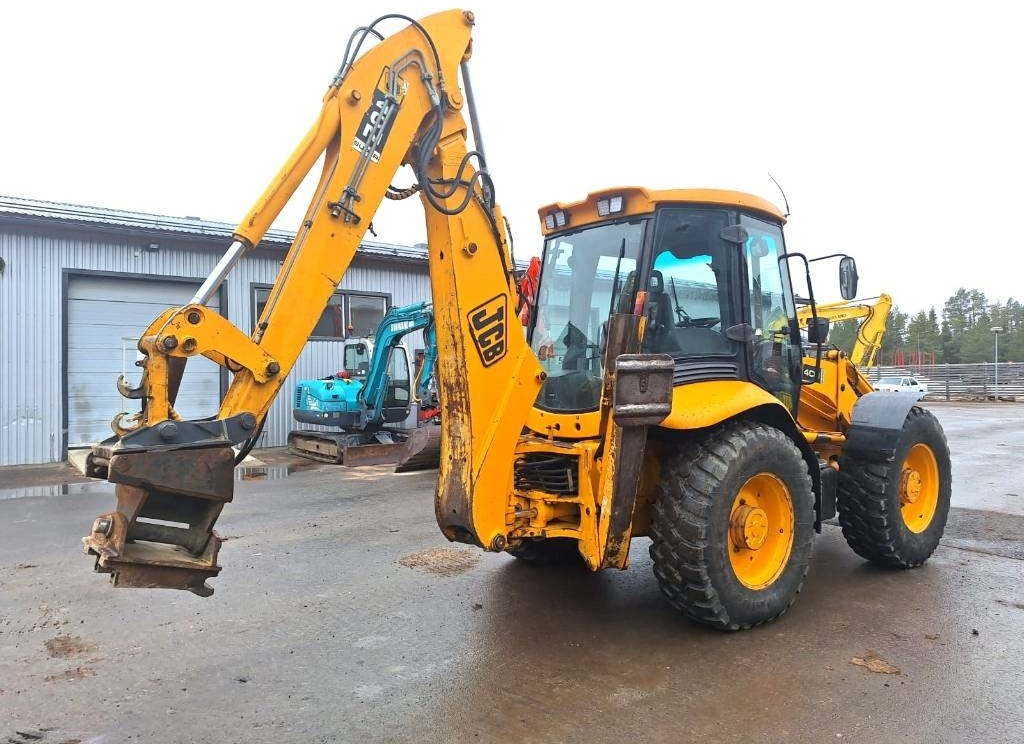 JCB 4CN YHDISTELMÄKONE KALLISTAJALLA - حفار متعدد الاستخدام: صور 3 JCB 4CN YHDISTELMÄKONE KALLISTAJALLA - حفار متعدد الاستخدام: صور 3