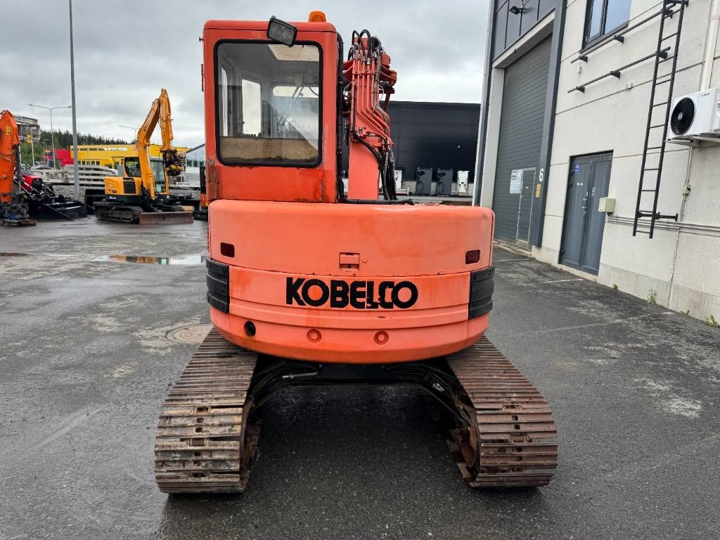 Kobelco SK 50 UR - حفارة مصغرة: صور 4 Kobelco SK 50 UR - حفارة مصغرة: صور 4