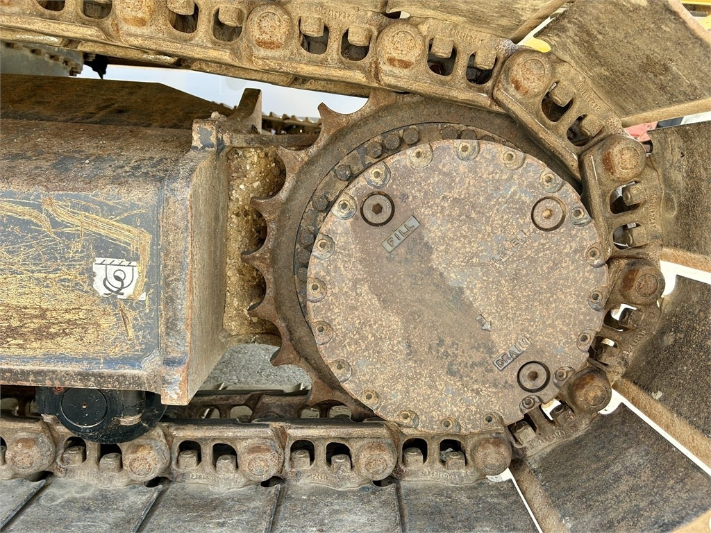حفارات زحافة Kobelco SK210LC-11 PYÖRITTÄJÄLLÄ: صور 14