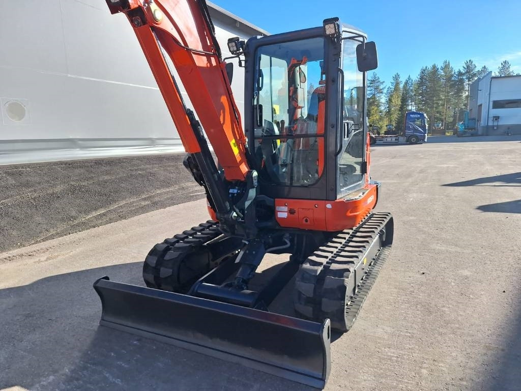 Kubota KX057-4 PYÖRITTÄJÄLLÄ, 1-OMISTAJA - حفارة مصغرة: صور 4 Kubota KX057-4 PYÖRITTÄJÄLLÄ, 1-OMISTAJA - حفارة مصغرة: صور 4
