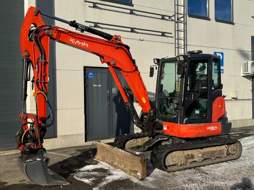 Kubota KX057-4 Pyörittäjällä - حفارة مصغرة: صور 2 Kubota KX057-4 Pyörittäjällä - حفارة مصغرة: صور 2