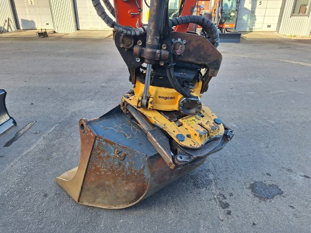 Kubota KX080-4a2 PYÖRITTÄJÄLLÄ  - حفارة مصغرة: صور 3 Kubota KX080-4a2 PYÖRITTÄJÄLLÄ  - حفارة مصغرة: صور 3