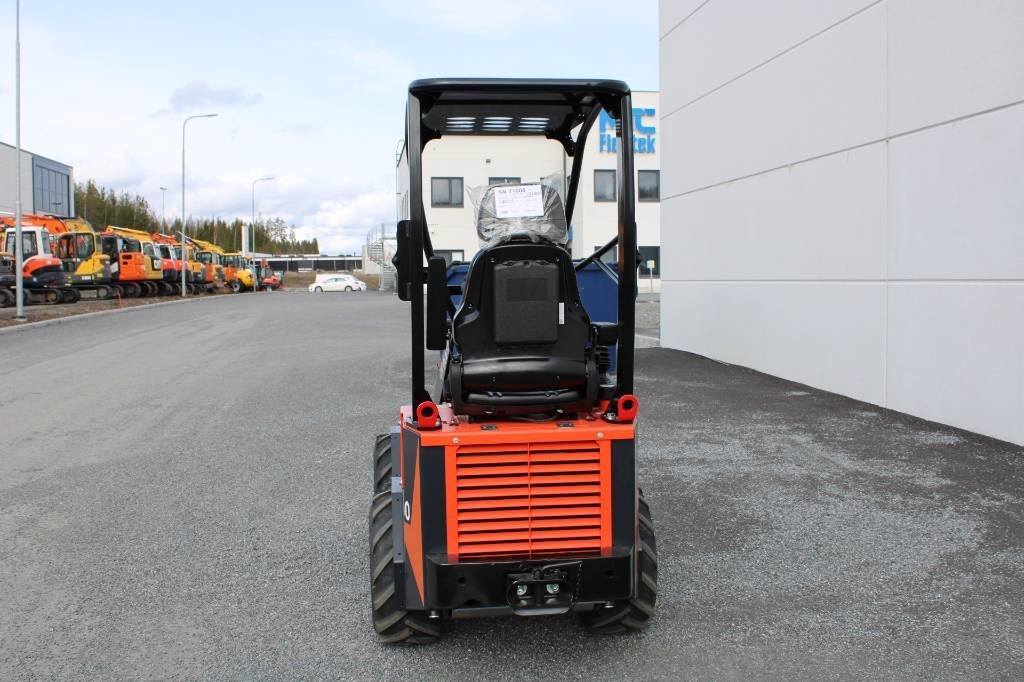 Kubota RT100-2 UUSI - لودر مفصلي صغير: صور 3 Kubota RT100-2 UUSI - لودر مفصلي صغير: صور 3