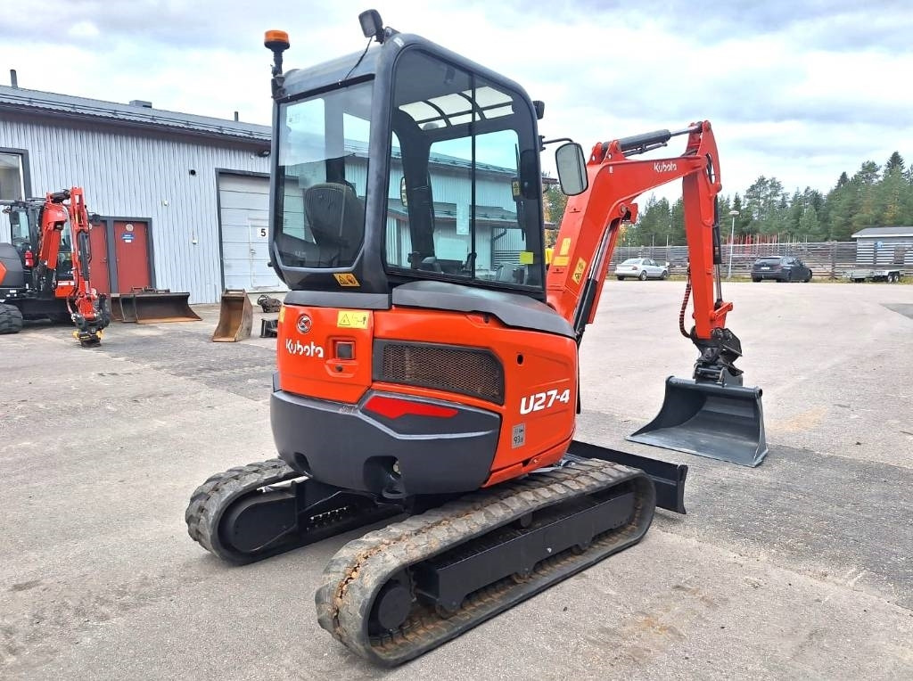 Kubota U27-4 KALLISTAJALLA, HUOLLETTU - حفارة مصغرة: صور 4 Kubota U27-4 KALLISTAJALLA, HUOLLETTU - حفارة مصغرة: صور 4