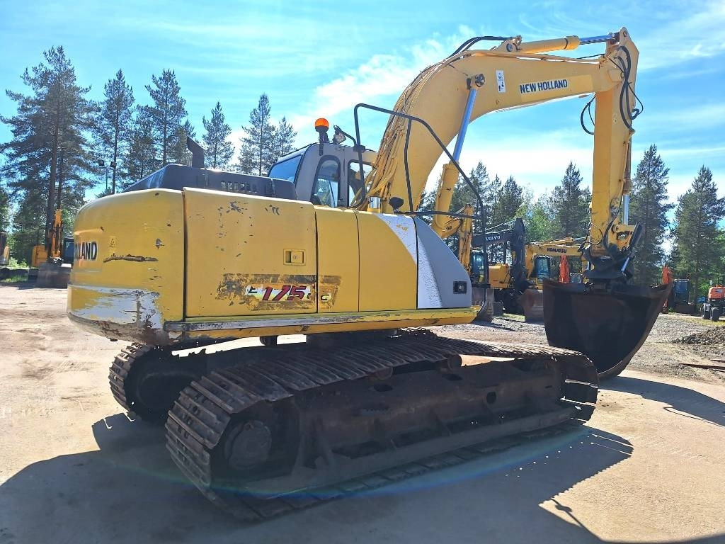 New Holland E175LC KALLISTAJALLA - حفارات زحافة: صور 4 New Holland E175LC KALLISTAJALLA - حفارات زحافة: صور 4