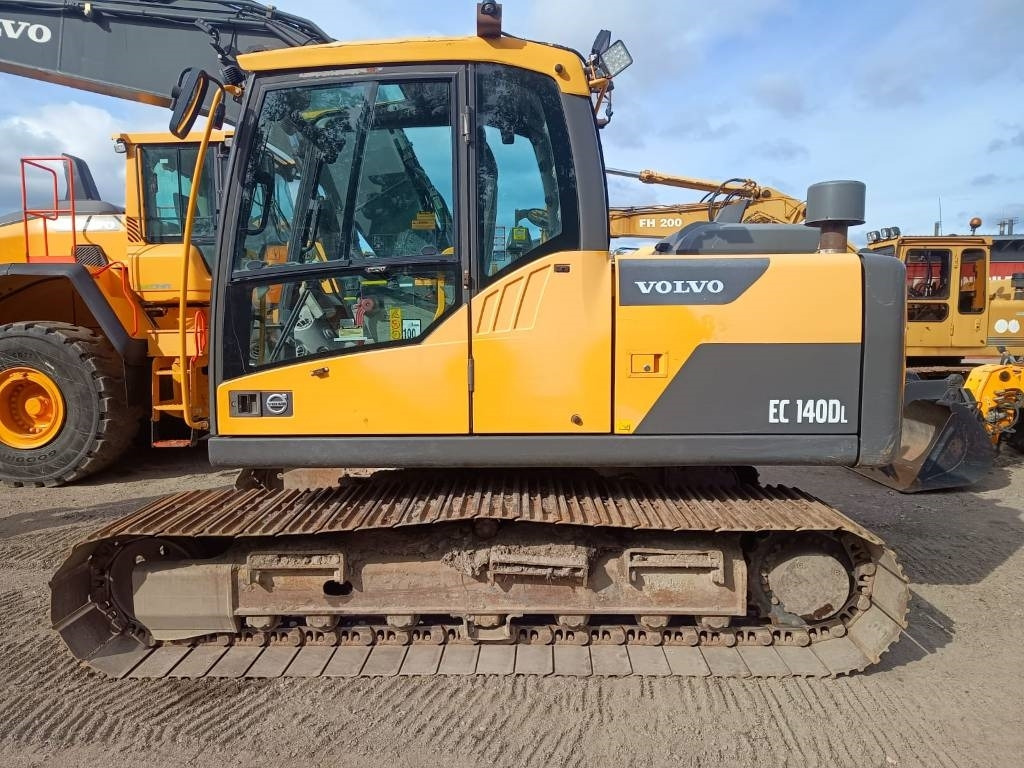 Volvo EC140DL PYÖRITTÄJÄLLÄ  - حفارات زحافة: صور 2 Volvo EC140DL PYÖRITTÄJÄLLÄ  - حفارات زحافة: صور 2