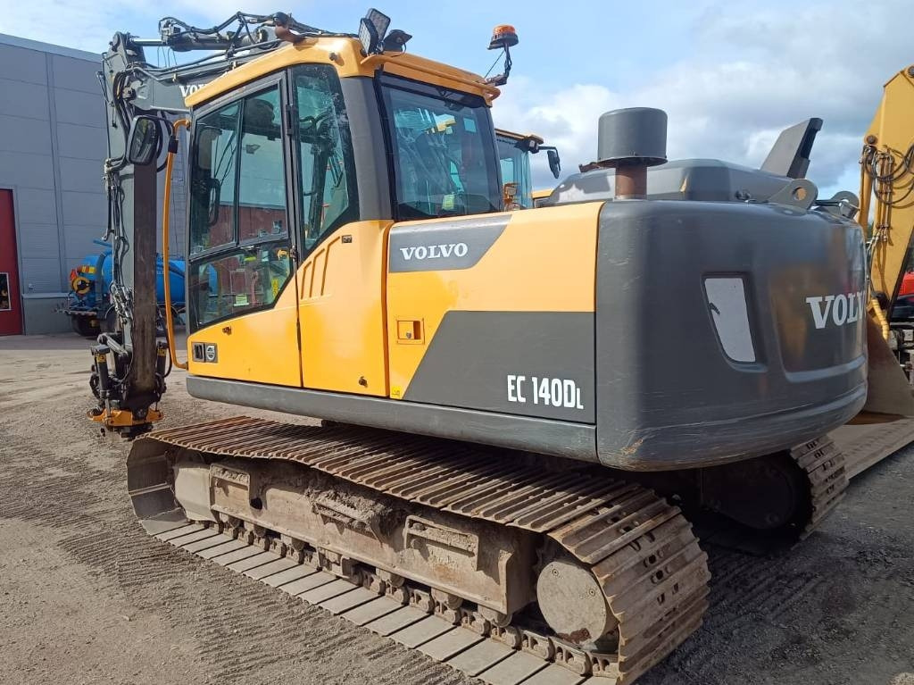 Volvo EC140DL PYÖRITTÄJÄLLÄ  - حفارات زحافة: صور 3 Volvo EC140DL PYÖRITTÄJÄLLÄ  - حفارات زحافة: صور 3