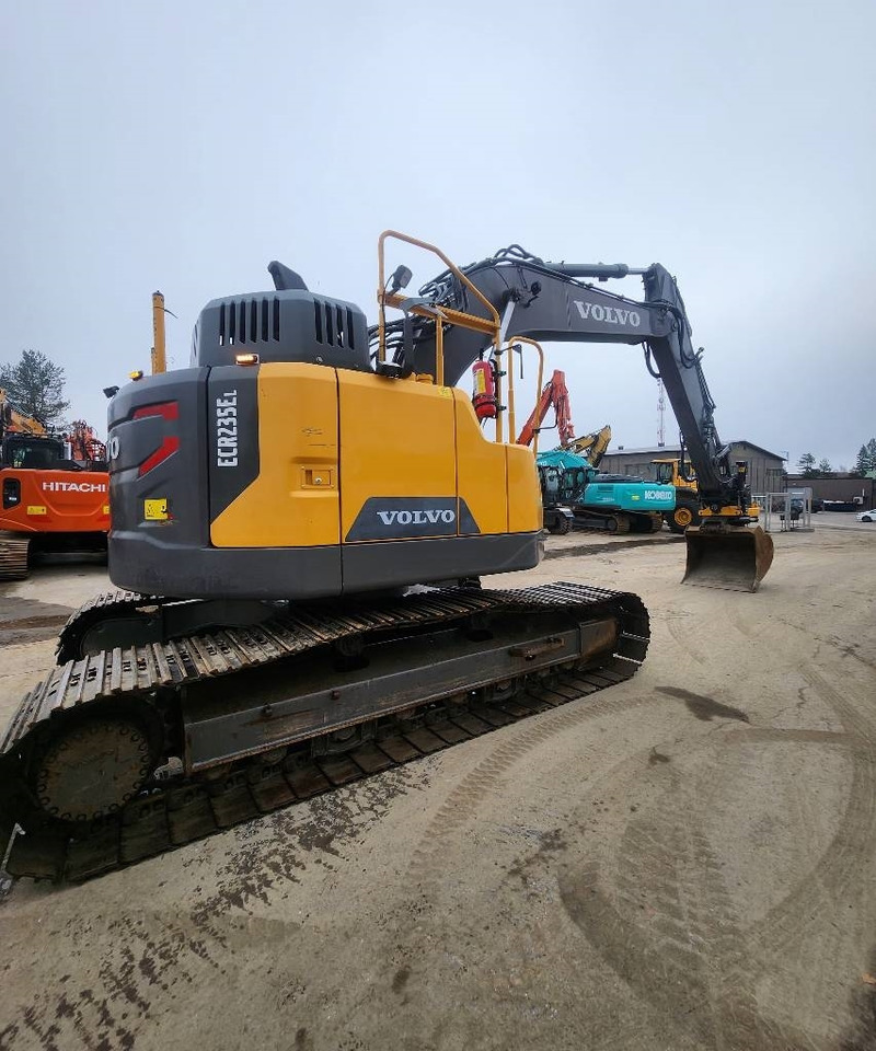 Volvo ECR235EL MYYTY!SOLD! PIHTIENGCONILLA - حفارات زحافة: صور 4 Volvo ECR235EL MYYTY!SOLD! PIHTIENGCONILLA - حفارات زحافة: صور 4