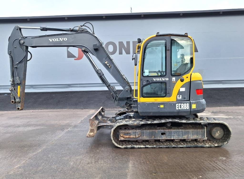 Volvo ECR88 - حفارة مصغرة: صور 1 Volvo ECR88 - حفارة مصغرة: صور 1