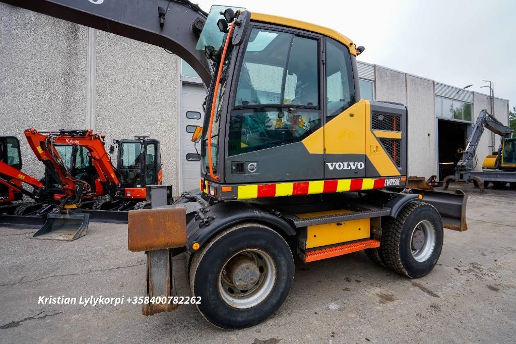 حفارة على عجلات Volvo EWR150E PYÖRÄOHJAUS: صور 11