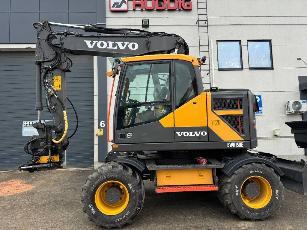 Volvo EWR150E Uusi Palms perävaunu / hieno paketti - حفارة على عجلات: صور 3 Volvo EWR150E Uusi Palms perävaunu / hieno paketti - حفارة على عجلات: صور 3