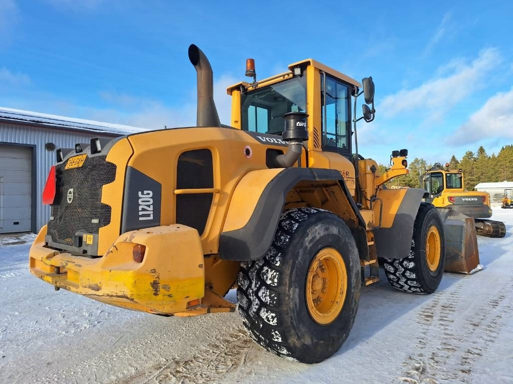 Volvo L120G VIPUOHJAUS, YM.  - اللودر بعجل: صور 4 Volvo L120G VIPUOHJAUS, YM.  - اللودر بعجل: صور 4