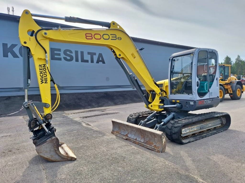 Wacker Neuson 8003RD KALLISTAJALLA - حفارة مصغرة: صور 2 Wacker Neuson 8003RD KALLISTAJALLA - حفارة مصغرة: صور 2
