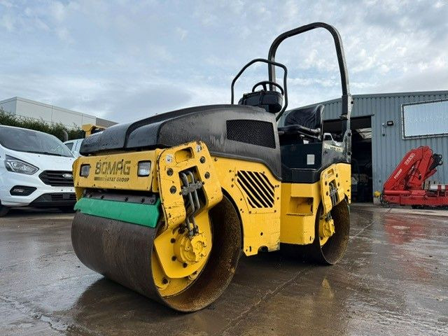 BOMAG BW100 - مدحلة الأسفلت: صور 2 BOMAG BW100 - مدحلة الأسفلت: صور 2