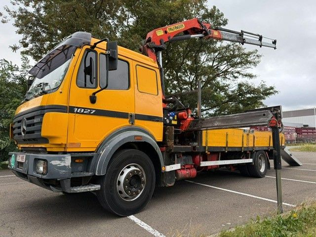 Mercedes-Benz 1827. Kran Palfinger PK13000. - شاحنة كرين: صور 5 Mercedes-Benz 1827. Kran Palfinger PK13000. - شاحنة كرين: صور 5