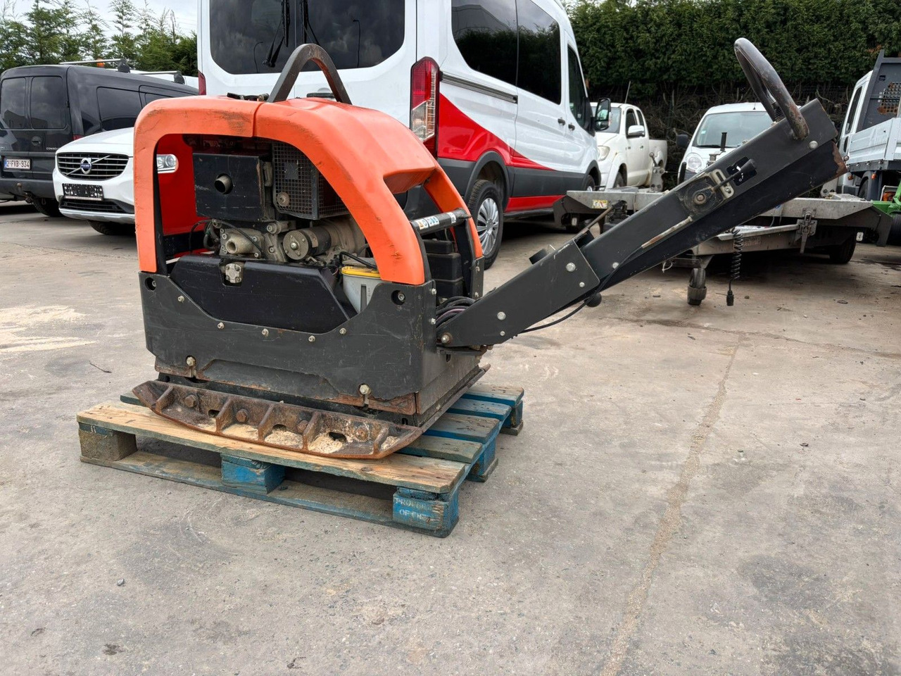 Plate Wals Husqvarna LG504 - صفائح اهتزازية: صور 1 Plate Wals Husqvarna LG504 - صفائح اهتزازية: صور 1