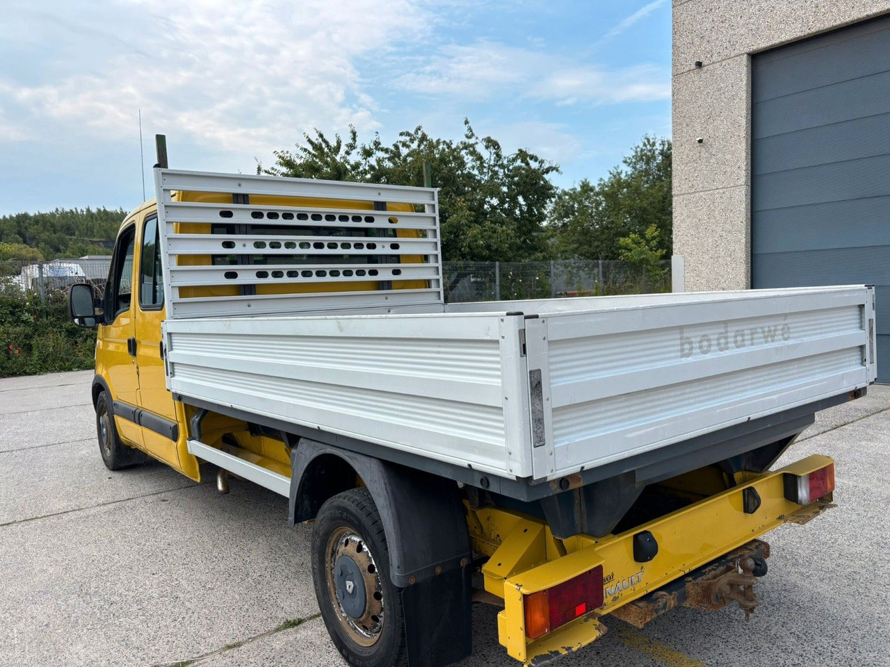 Renault Master Pritsche. 7pl. 2.5 Motor. - الشاحنات الصغيرة المسطحة, الشاحنات الصغيرة كابينة مزدوجة: صور 2 Renault Master Pritsche. 7pl. 2.5 Motor. - الشاحنات الصغيرة المسطحة, الشاحنات الصغيرة كابينة مزدوجة: صور 2