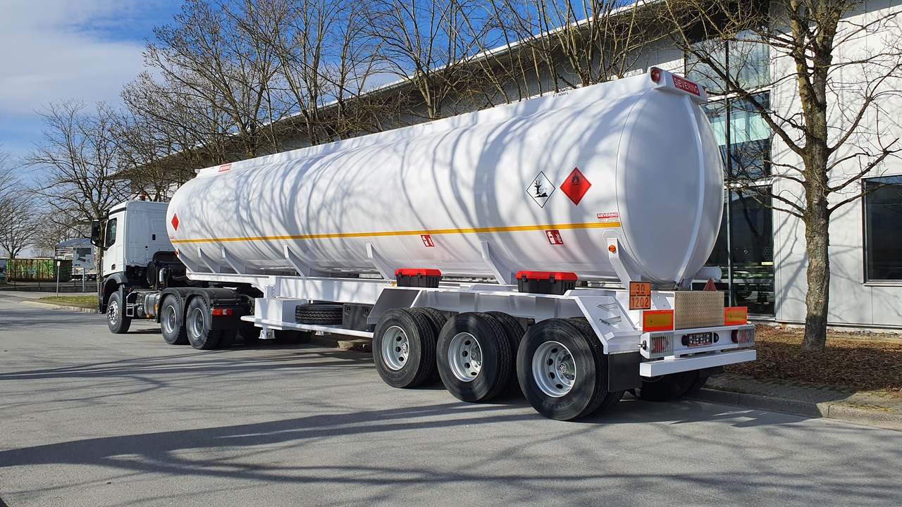 Sievering 40000 LITRE ADR FUEL TANK SEMI-TRAILER FOR MERCEDES ACTROS - نصف مقطورة صهريج: صور 3 Sievering 40000 LITRE ADR FUEL TANK SEMI-TRAILER FOR MERCEDES ACTROS - نصف مقطورة صهريج: صور 3