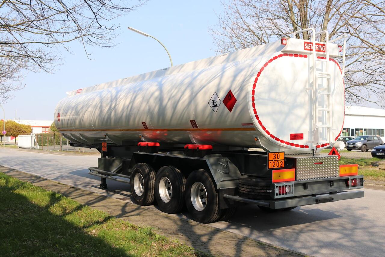 Sievering 45000 LITRES ADR SEMI REMORQUE CITERNE DE CARBURANT - نصف مقطورة صهريج: صور 4 Sievering 45000 LITRES ADR SEMI REMORQUE CITERNE DE CARBURANT - نصف مقطورة صهريج: صور 4