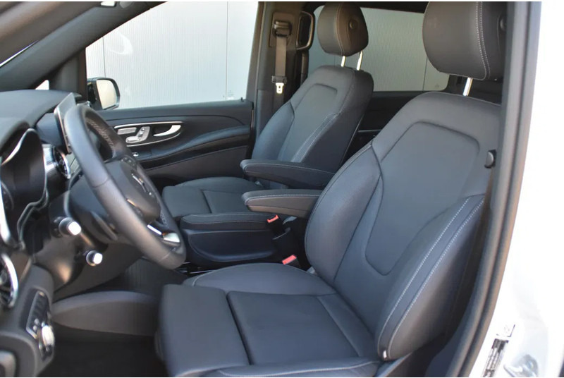 Mercedes-Benz V-Klasse 300d L3 - AMG LINE - ONLY 7 TKM - AIR MATIC - DISTRONIC - 360 CAMERA - BURMESTER - FULL OPTIONS - AS GOOD AS NEW - - فان المدمجة, الشاحنات الصغيرة كابينة مزدوجة: صور 4 Mercedes-Benz V-Klasse 300d L3 - AMG LINE - ONLY 7 TKM - AIR MATIC - DISTRONIC - 360 CAMERA - BURMESTER - FULL OPTIONS - AS GOOD AS NEW - - فان المدمجة, الشاحنات الصغيرة كابينة مزدوجة: صور 4