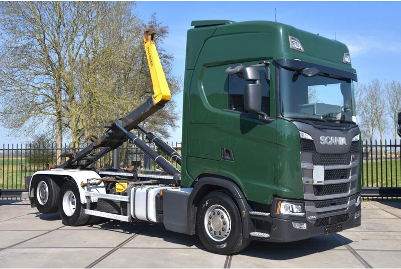 Scania S500 NGS 6x2*4 - HOOKLIFT SYSTEM - RETARDER - 313 TKM - PARK. AIRCO - WHEELBASE: 475 CM - PTO - GOOD CONDITION - - شاحنة ذات الخطاف: صور 1 Scania S500 NGS 6x2*4 - HOOKLIFT SYSTEM - RETARDER - 313 TKM - PARK. AIRCO - WHEELBASE: 475 CM - PTO - GOOD CONDITION - - شاحنة ذات الخطاف: صور 1