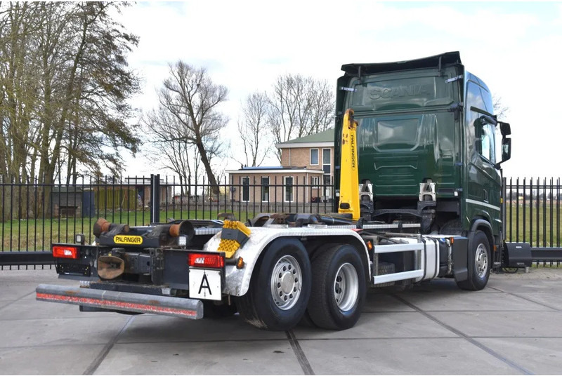 Scania S500 NGS 6x2*4 - HOOKLIFT SYSTEM - RETARDER - PARK. AIRCO - WHEELBASE: 475 CM - PTO - GOOD CONDITION - - شاحنة ذات الخطاف: صور 3 Scania S500 NGS 6x2*4 - HOOKLIFT SYSTEM - RETARDER - PARK. AIRCO - WHEELBASE: 475 CM - PTO - GOOD CONDITION - - شاحنة ذات الخطاف: صور 3