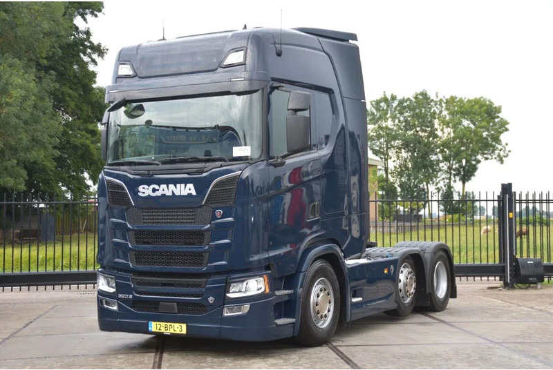 Scania S520 V8 NGS 6x2/4NB - RETARDER - FULL AIR - PARK. AIRCO - ACC - 2 x FUEL TANKS - LED LIGHTS - TOP CONDITION - - شاحنة جرار: صور 2 Scania S520 V8 NGS 6x2/4NB - RETARDER - FULL AIR - PARK. AIRCO - ACC - 2 x FUEL TANKS - LED LIGHTS - TOP CONDITION - - شاحنة جرار: صور 2