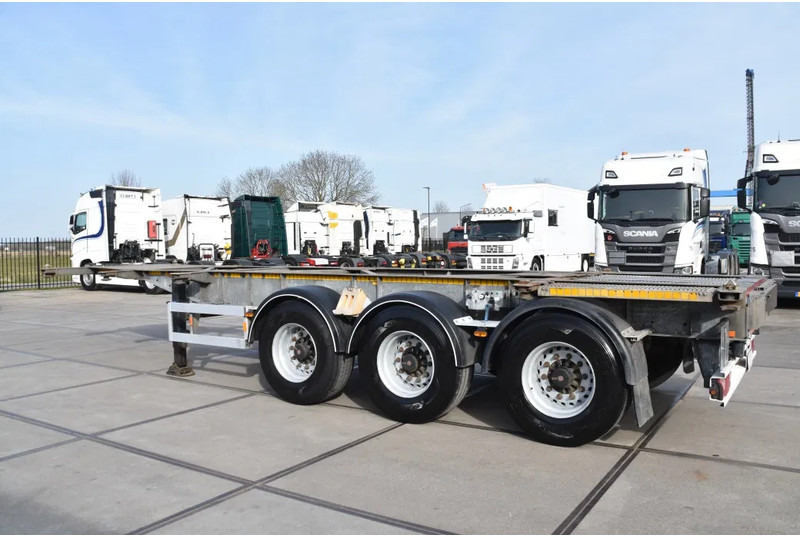 Van Hool - ADR FL -20 - 30F - GALVANIZED - SAF AXLES - DRUM BRAKES - GOOD CONDITION - - شاحنات الحاويات / جسم علوي قابل للتغيير نصف مقطورة: صور 4 Van Hool - ADR FL -20 - 30F - GALVANIZED - SAF AXLES - DRUM BRAKES - GOOD CONDITION - - شاحنات الحاويات / جسم علوي قابل للتغيير نصف مقطورة: صور 4