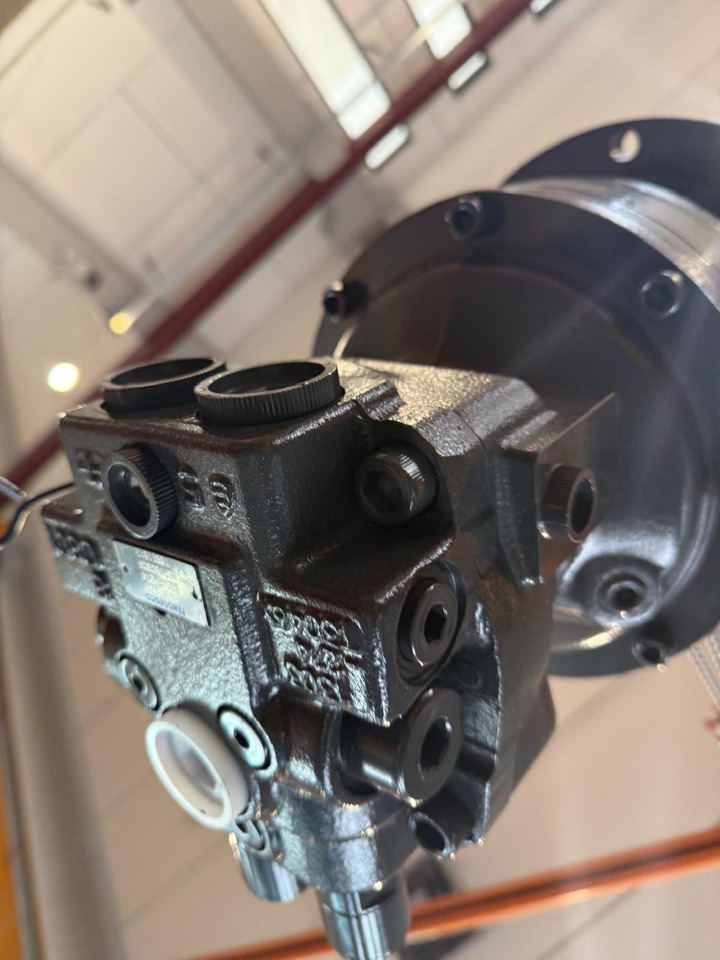 Bonfiglioli CASE CX30 - محرك سوينغ - آلات البناء: صور 3 Bonfiglioli CASE CX30 - محرك سوينغ - آلات البناء: صور 3