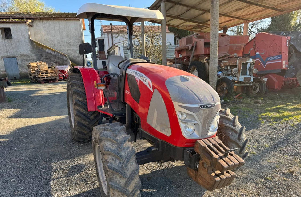 Trattore - جرار: صور 1 Trattore - جرار: صور 1