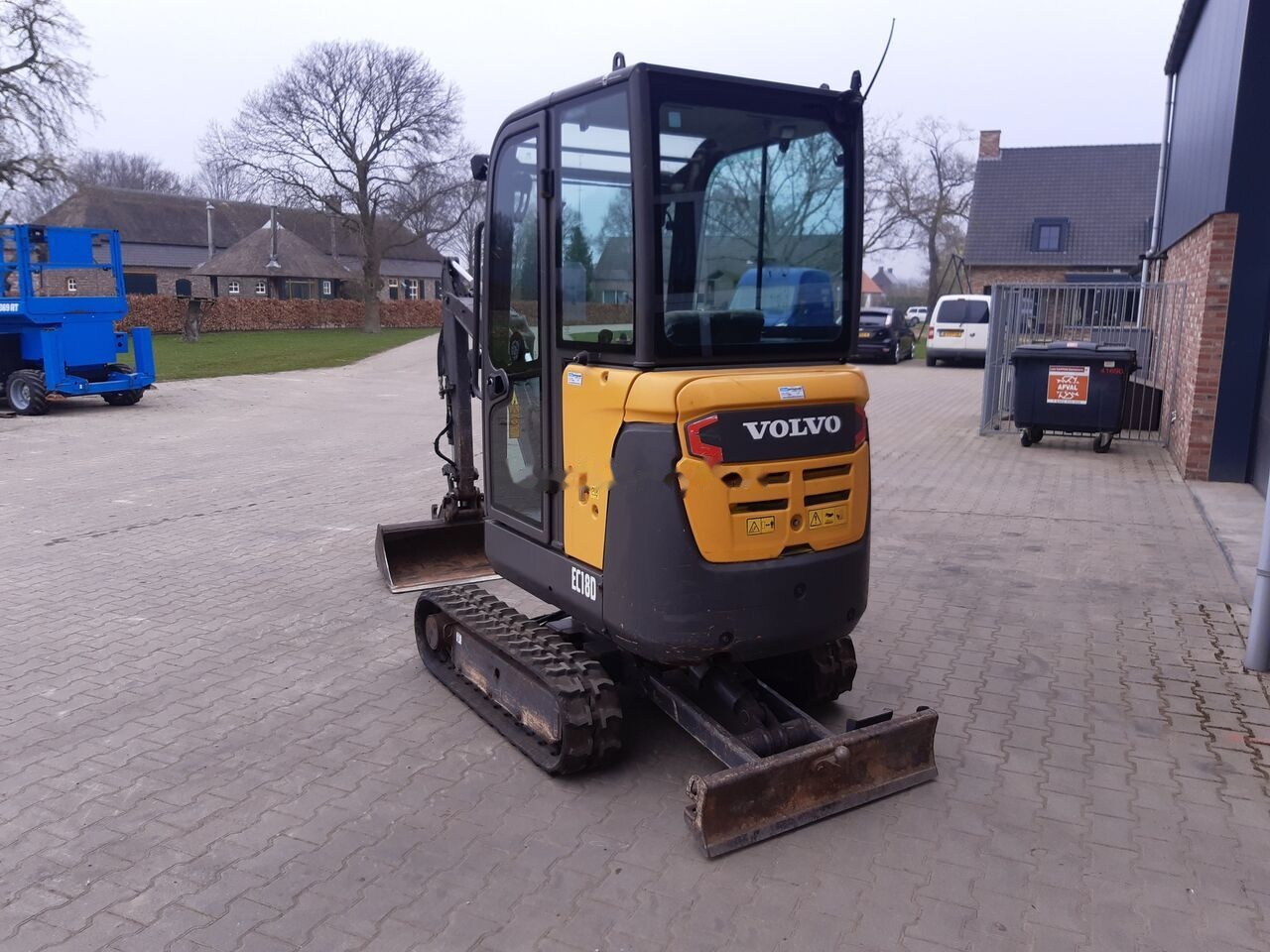 Volvo EC18D - حفارة مصغرة: صور 3 Volvo EC18D - حفارة مصغرة: صور 3
