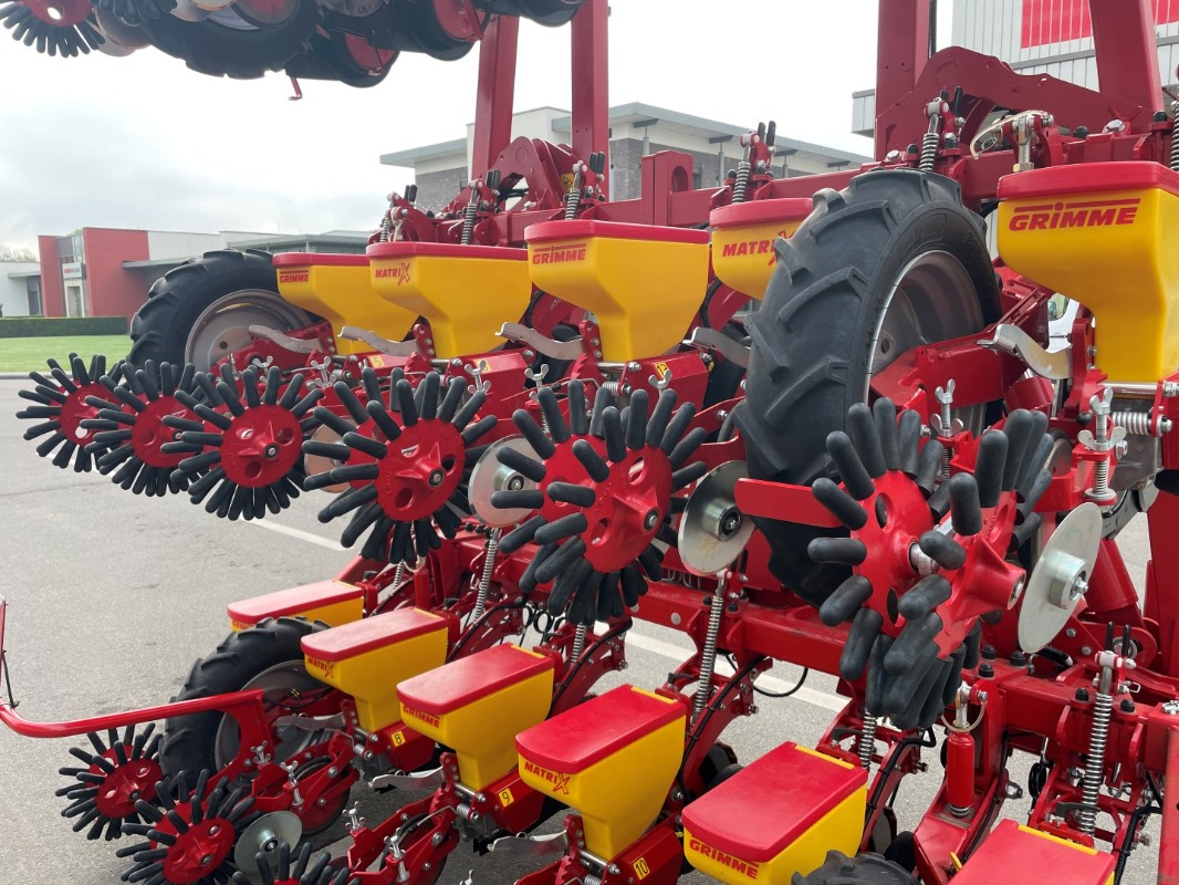 Grimme MATRIX 1800 - معدات بذار: صور 3 Grimme MATRIX 1800 - معدات بذار: صور 3
