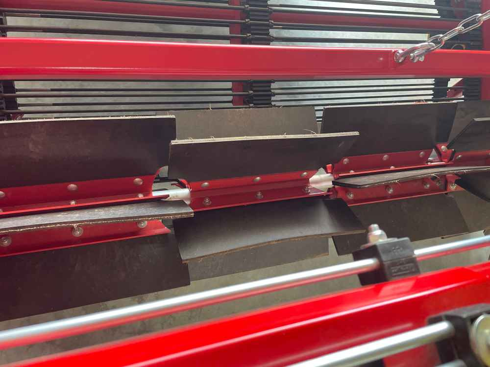 Grimme WV 165 - آلات الحصاد للعنب: صور 4 Grimme WV 165 - آلات الحصاد للعنب: صور 4