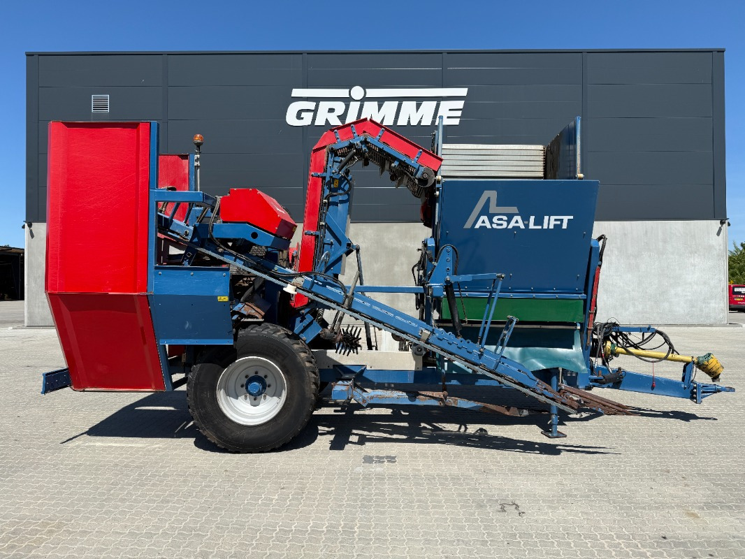 ASA-Lift T-130-B - آلات الحصاد للعنب: صور 1 ASA-Lift T-130-B - آلات الحصاد للعنب: صور 1