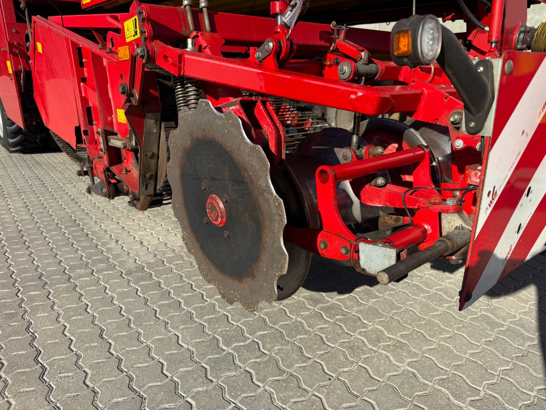 حصادة البطاطس GRIMME SE-150-60-NB: صور 15