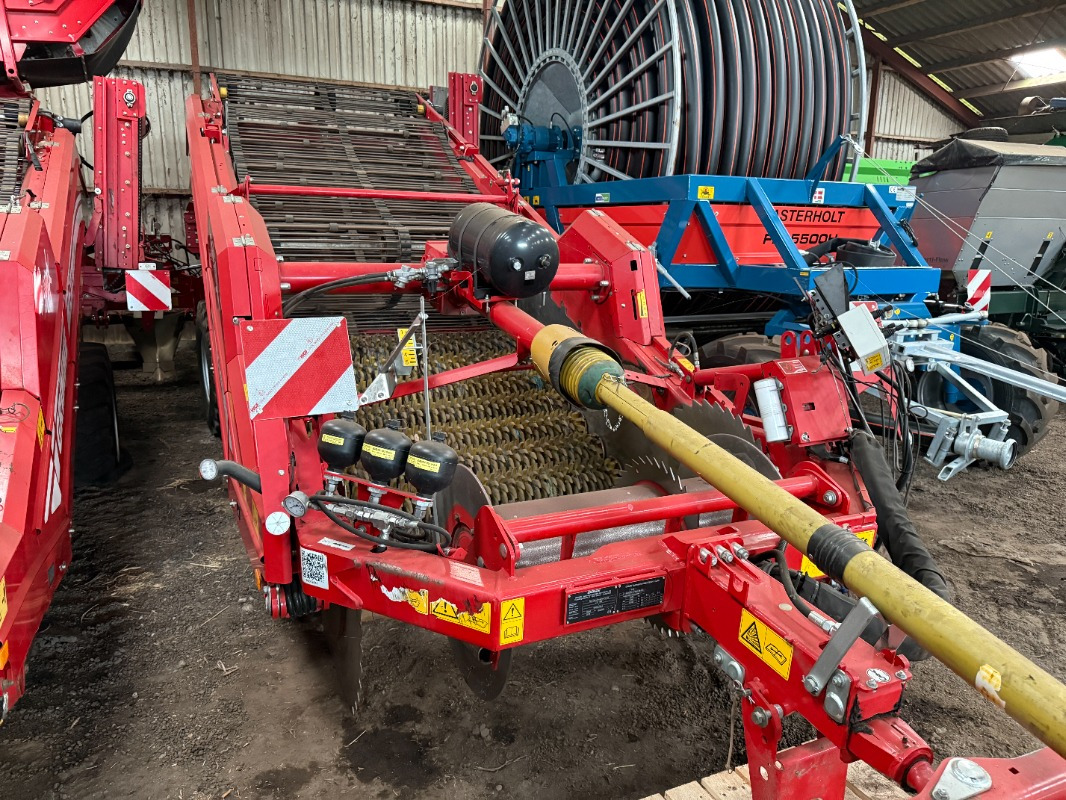 Grimme CS-170 RotaPower XL - حصادة البطاطس: صور 1 Grimme CS-170 RotaPower XL - حصادة البطاطس: صور 1