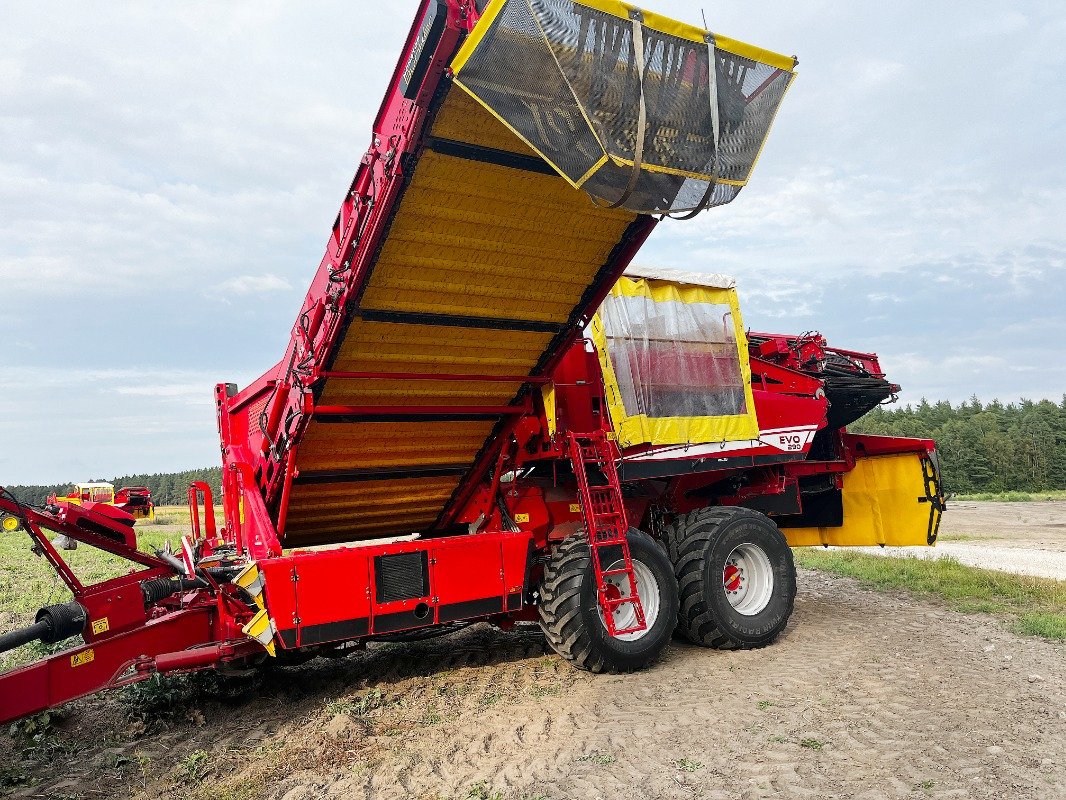 آلة حصاد Grimme EVO 290 ClodSep: صور 26 آلة حصاد Grimme EVO 290 ClodSep: صور 26