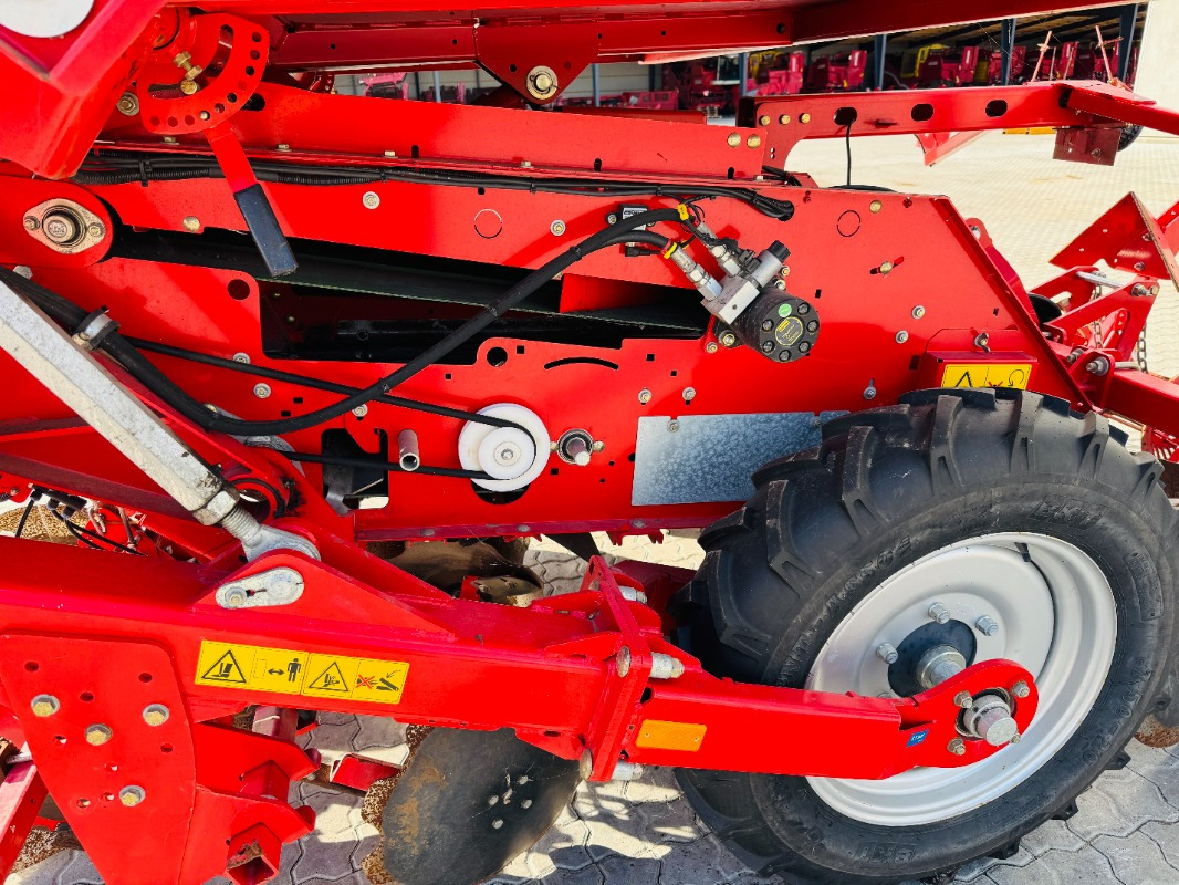 Grimme GB-215 - آلة حصاد: صور 4 Grimme GB-215 - آلة حصاد: صور 4
