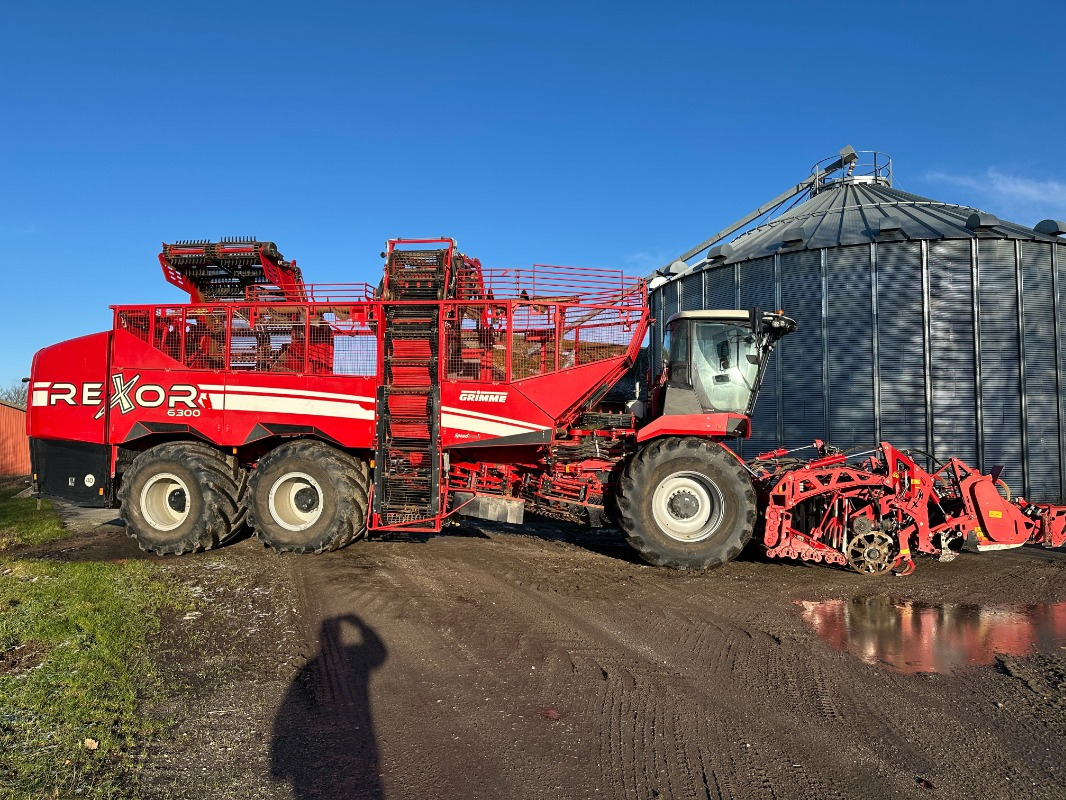 Grimme REXOR 6300 lll - ال معدات حراثه: صور 1 Grimme REXOR 6300 lll - ال معدات حراثه: صور 1
