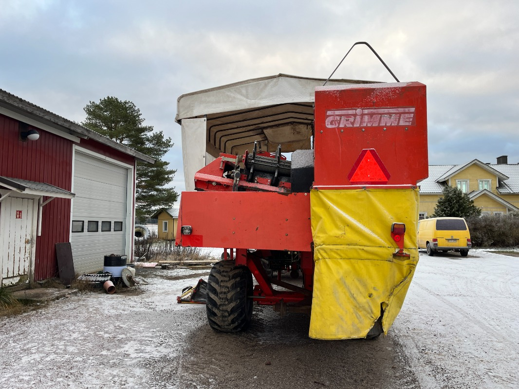 آلة حصاد Grimme SE 75-40-UB: صور 22 آلة حصاد Grimme SE 75-40-UB: صور 22