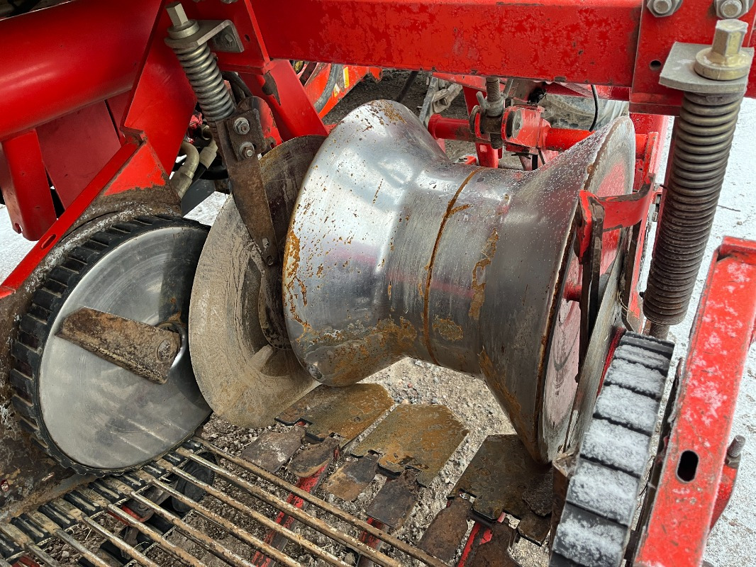 آلة حصاد Grimme SE 75-40-UB: صور 20 آلة حصاد Grimme SE 75-40-UB: صور 20