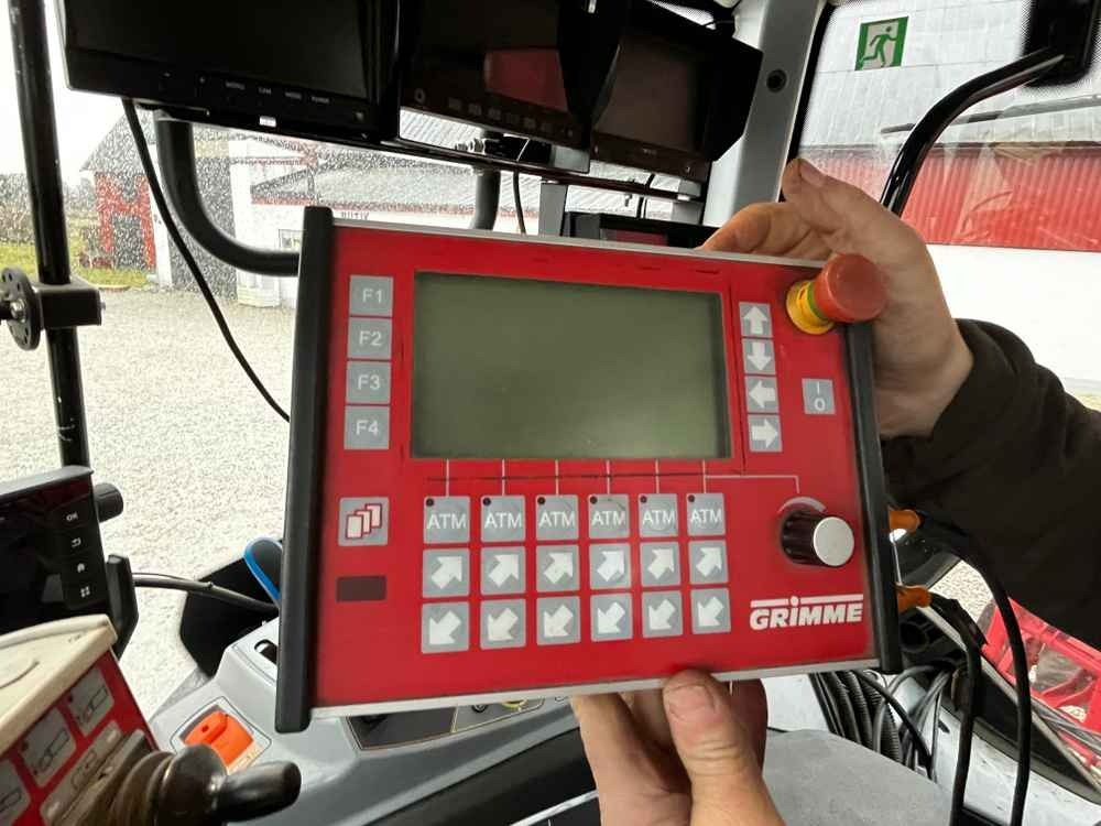 Grimme SE 75-55-UB - آلة حصاد: صور 2 Grimme SE 75-55-UB - آلة حصاد: صور 2