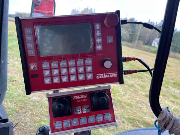 Grimme SE 75-55-UB - آلة حصاد: صور 3 Grimme SE 75-55-UB - آلة حصاد: صور 3