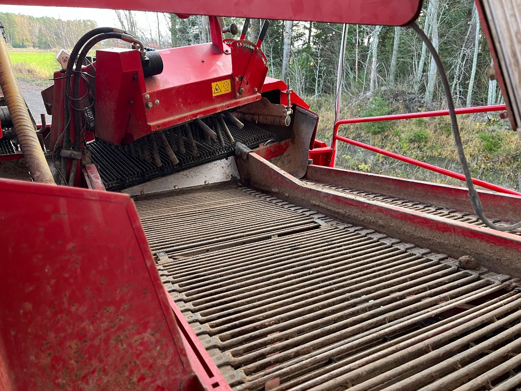 Grimme SE 75-55-UB - آلة حصاد: صور 4 Grimme SE 75-55-UB - آلة حصاد: صور 4