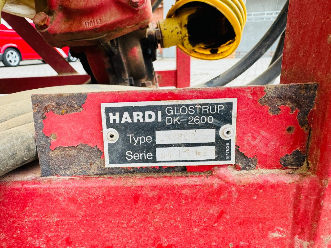 Kverneland UN-1350 - آلة حصاد: صور 2 Kverneland UN-1350 - آلة حصاد: صور 2