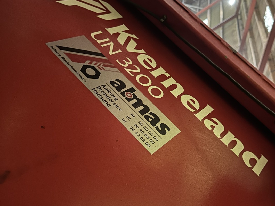 Kverneland UN-3200 - آلة حصاد: صور 4 Kverneland UN-3200 - آلة حصاد: صور 4