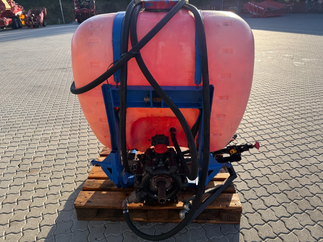 Kverneland UN-3300 - آلة حصاد: صور 3 Kverneland UN-3300 - آلة حصاد: صور 3