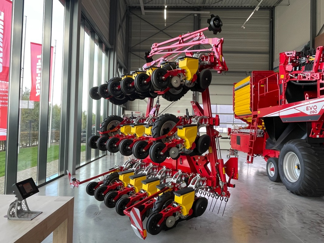Grimme Matrix 1800 GEN II - معدات بذار: صور 1 Grimme Matrix 1800 GEN II - معدات بذار: صور 1