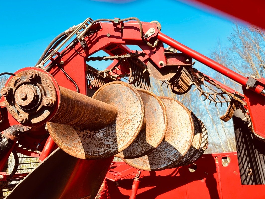 Grimme REXOR 6200 - ال معدات حراثه: صور 5 Grimme REXOR 6200 - ال معدات حراثه: صور 5